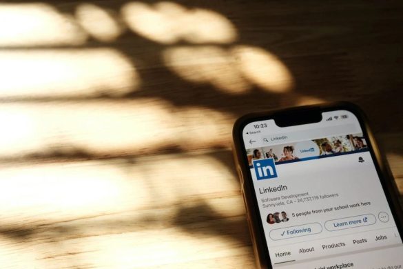 How to promote your virtual conference on LinkedIn