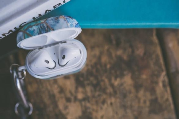 thesparkshop.in_product_earbuds-for-gaming-low-latency-gaming-wireless-bluetooth-earbuds (1)